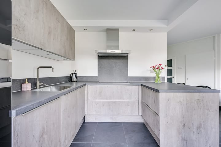 Photo 23 of Mauritsstraat 6