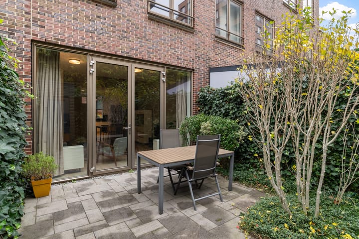 Foto 3 van Parallelweg 104