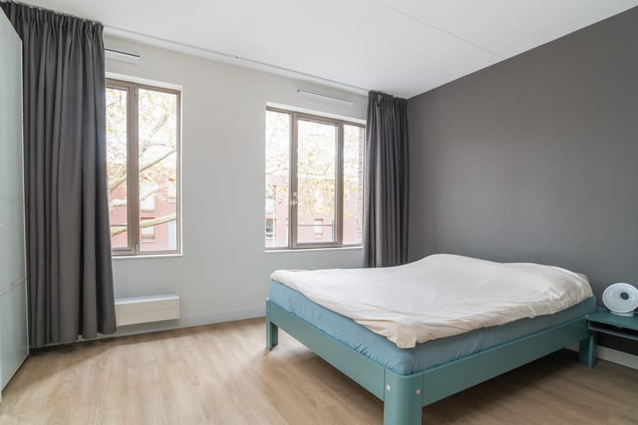 Foto 12 van Parallelweg 104