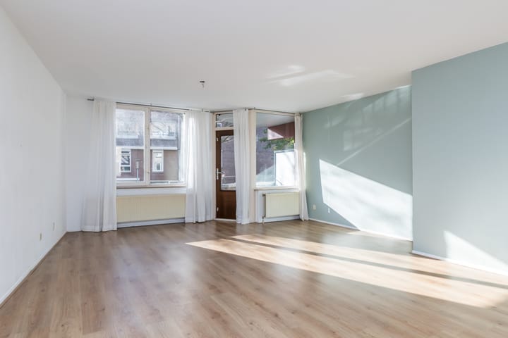 Photo 7 of Maastrichter Grachtstraat 34-B