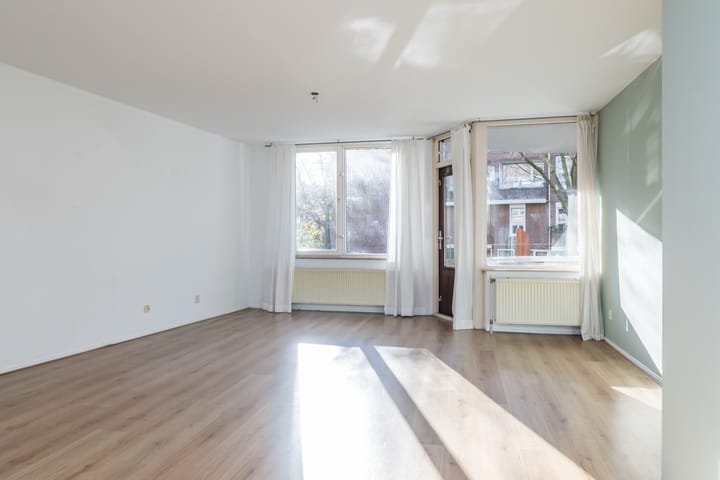 Photo 9 of Maastrichter Grachtstraat 34-B