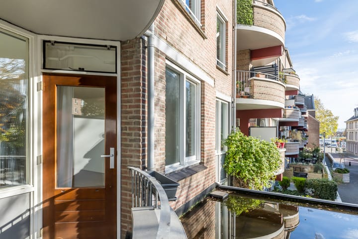 Photo 16 of Maastrichter Grachtstraat 34-B