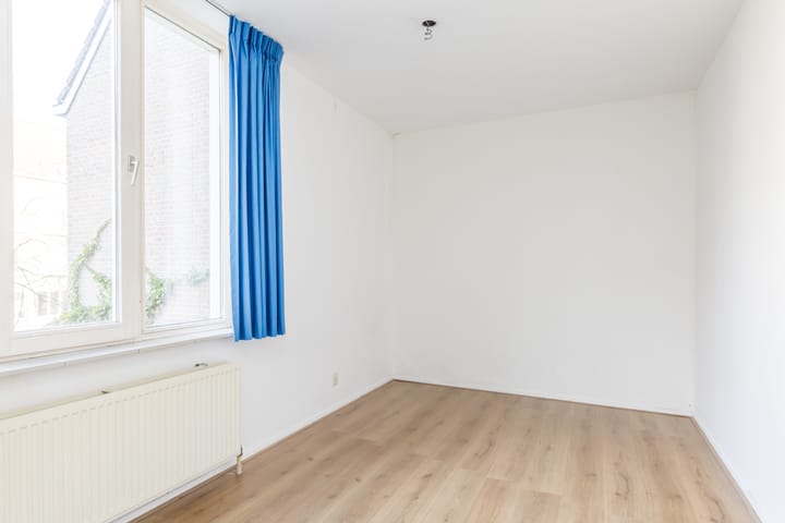 Photo 19 of Maastrichter Grachtstraat 34-B