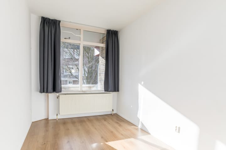 Photo 24 of Maastrichter Grachtstraat 34-B