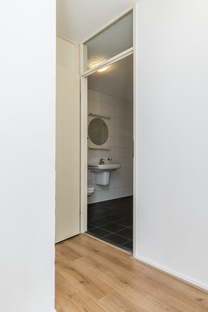 Photo 27 of Maastrichter Grachtstraat 34-B