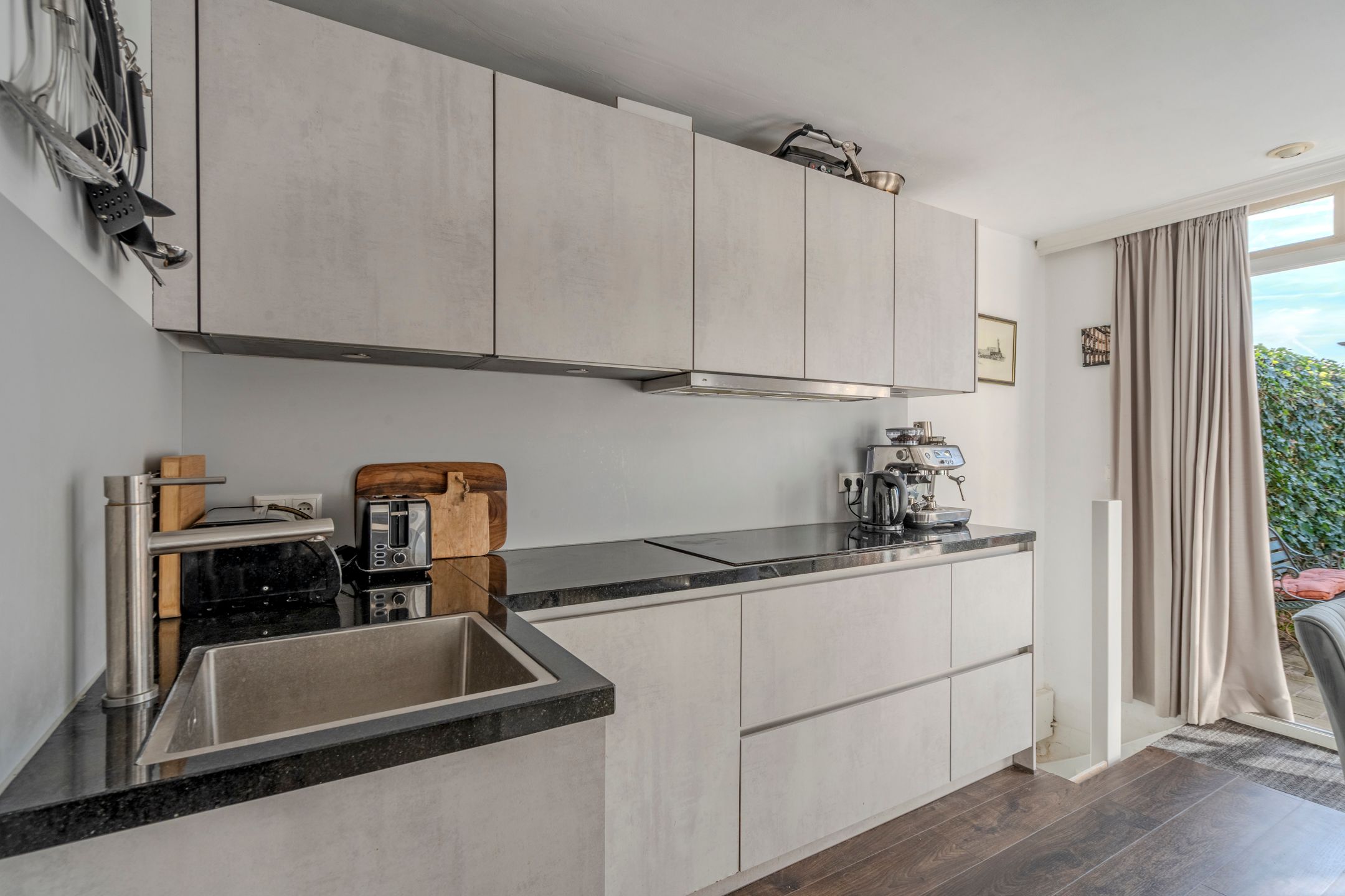 Photo 12 of Visserstraat 15