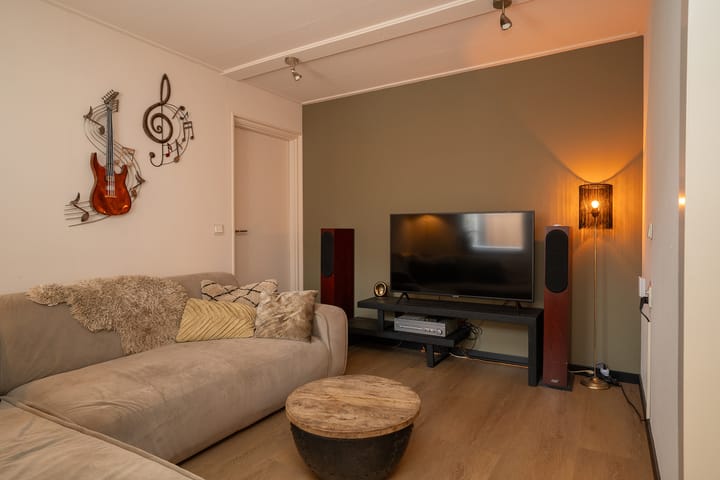 Photo 11 of Pluimstraat 51