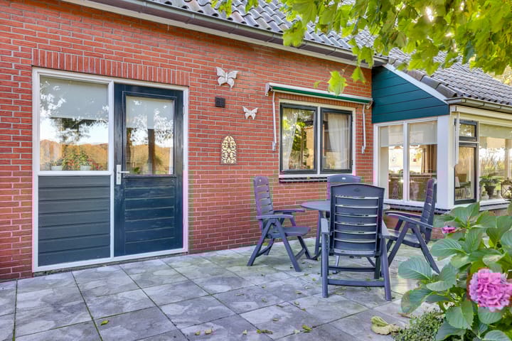 Photo 45 of Stokkumerweg 6