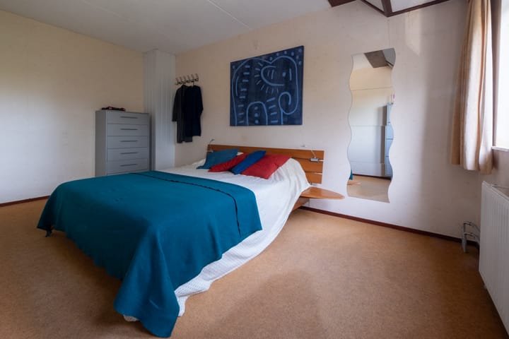 Photo 22 of Bolster 25