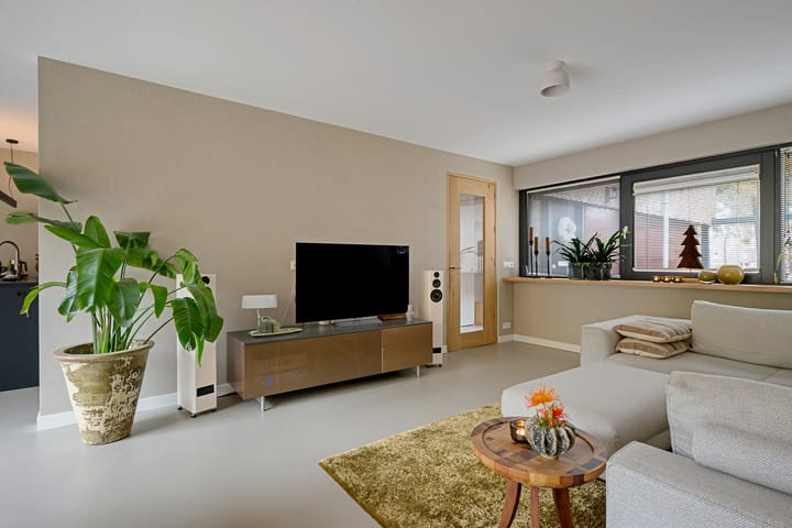 Foto 5 van Valtherlaan 251