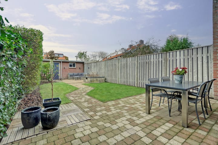 Photo 38 of Julianaplein 19