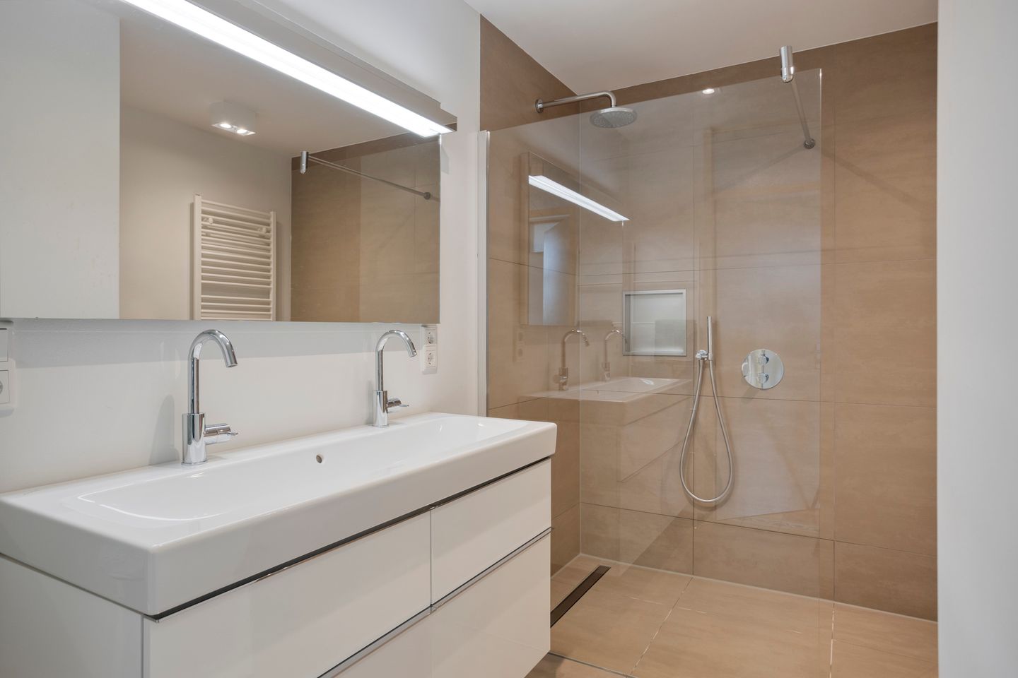 Foto 4 van Presentpeer 9