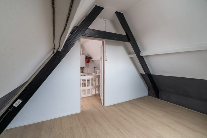 Foto 24 van Van Marumstraat 18-A