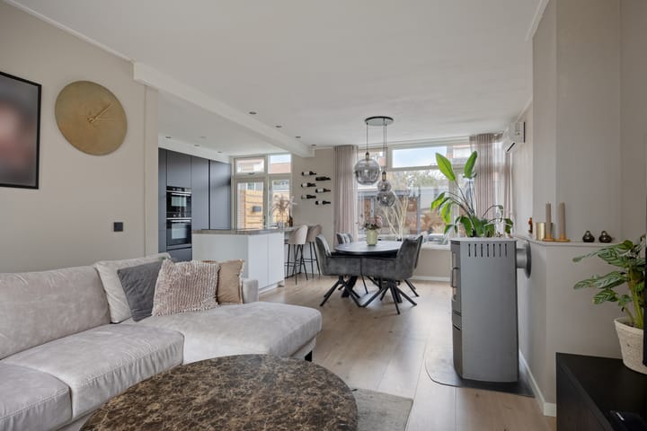 Foto 13 van Goudenregenstraat 7