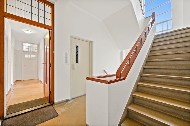 Foto 10 van De Eerensplein 10