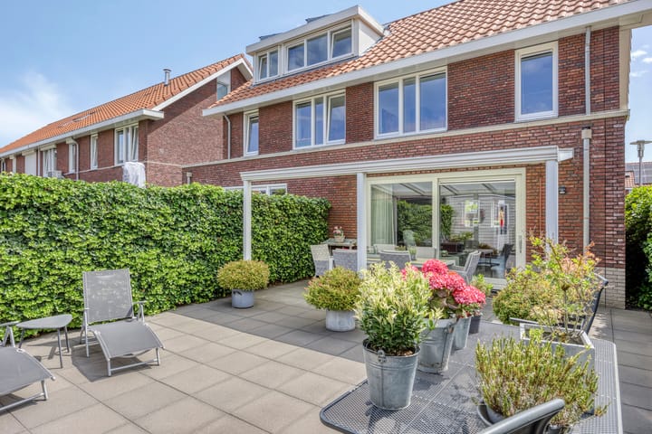 Photo 26 of Mambohof 27