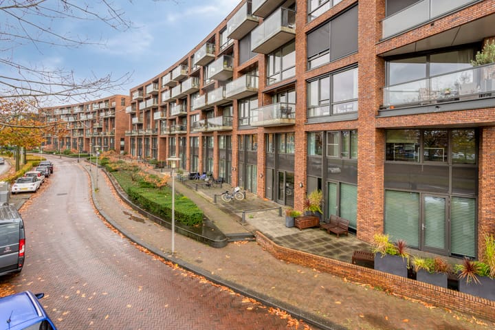 Photo 31 of Burgemeester Jhr. Quarles van Uffordlaan 385