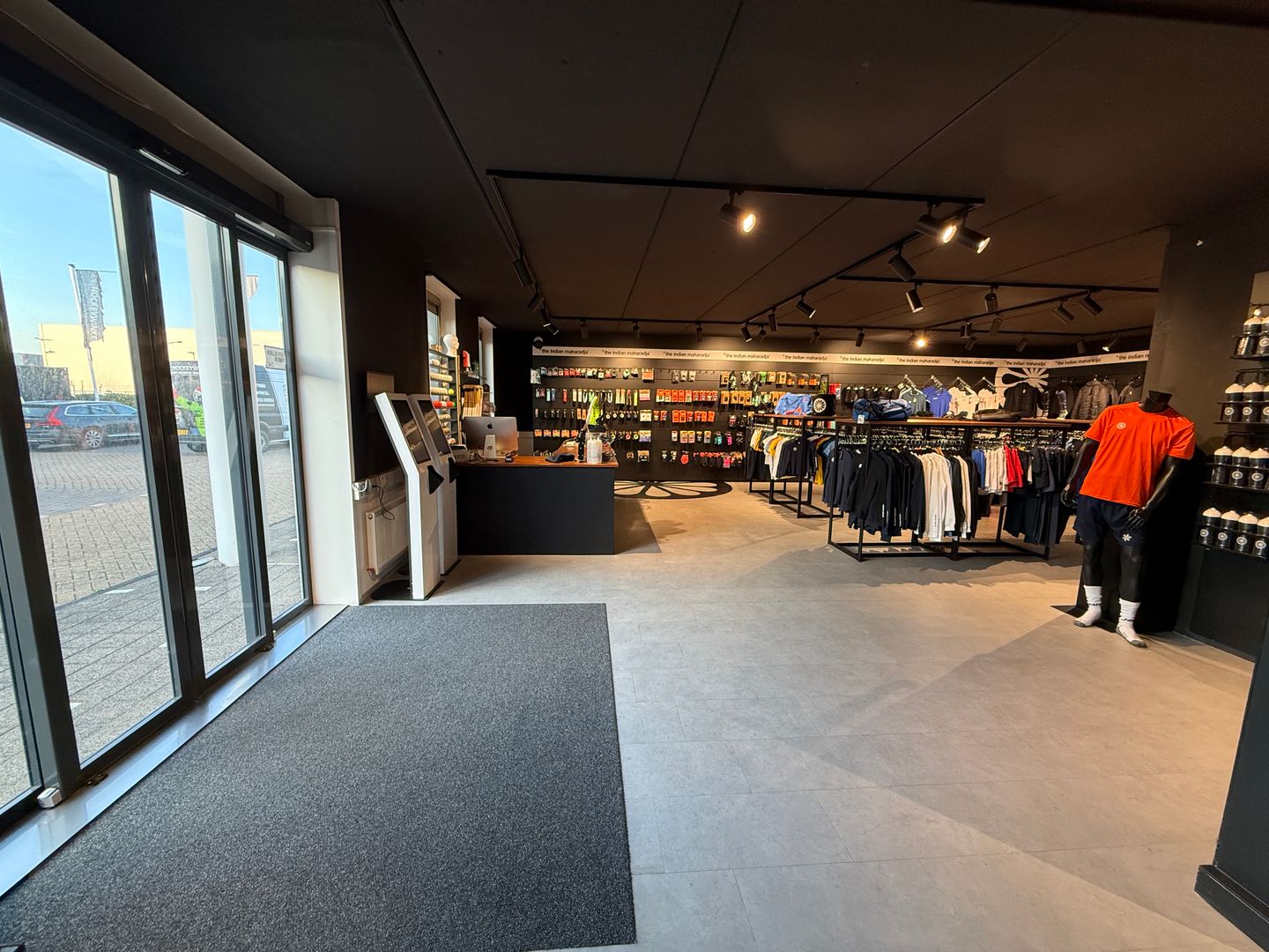 Bekijk foto 3 van Donk 7-a