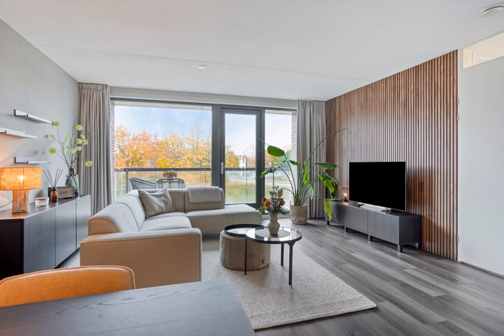 Photo 5 of Burgemeester Jhr. Quarles van Uffordlaan 385