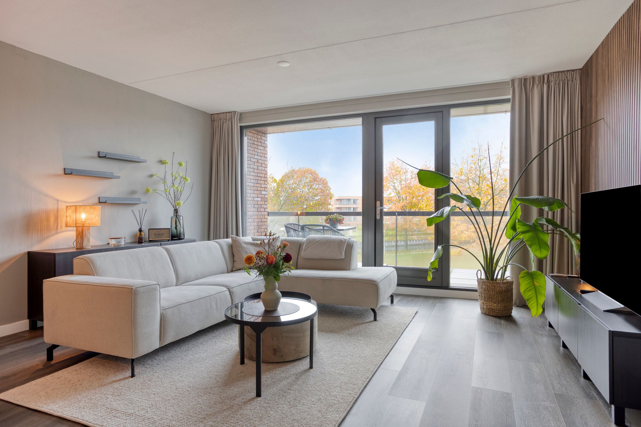 Foto 6 van Burgemeester Jhr. Quarles van Uffordlaan 385