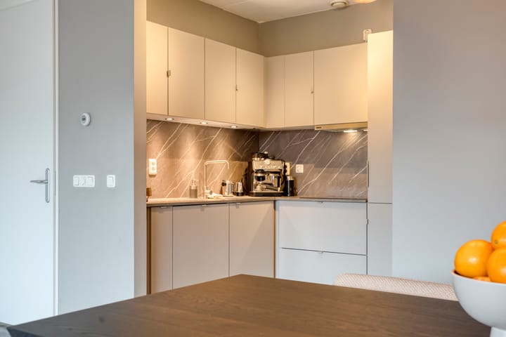 Photo 14 of Burgemeester Jhr. Quarles van Uffordlaan 385