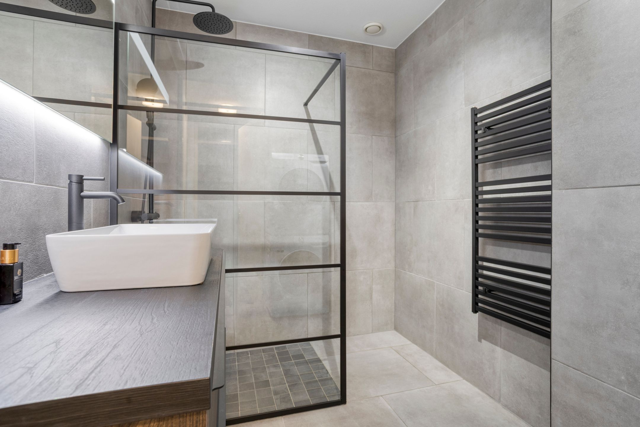 Foto 3 van Burgemeester Jhr. Quarles van Uffordlaan 385