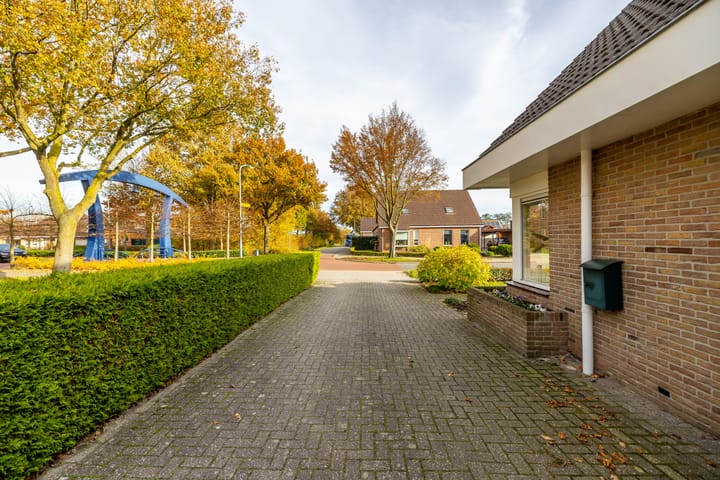 Foto 8 van Van Akenweg 71