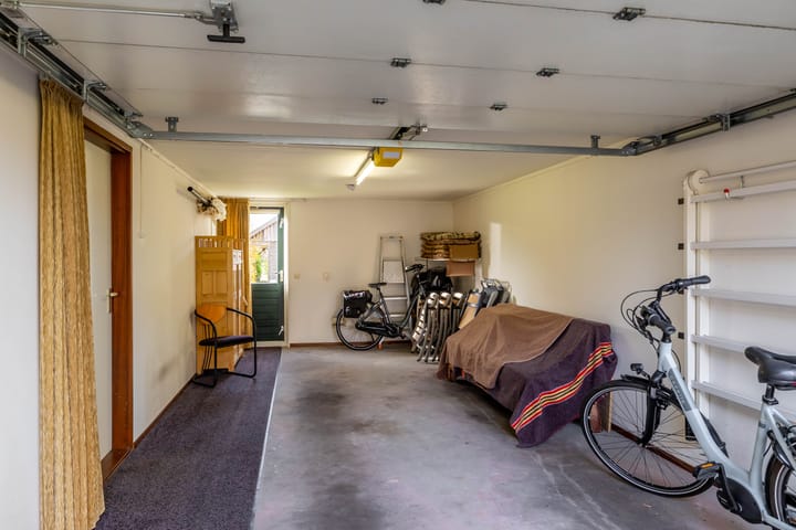 Foto 19 van Van Akenweg 71