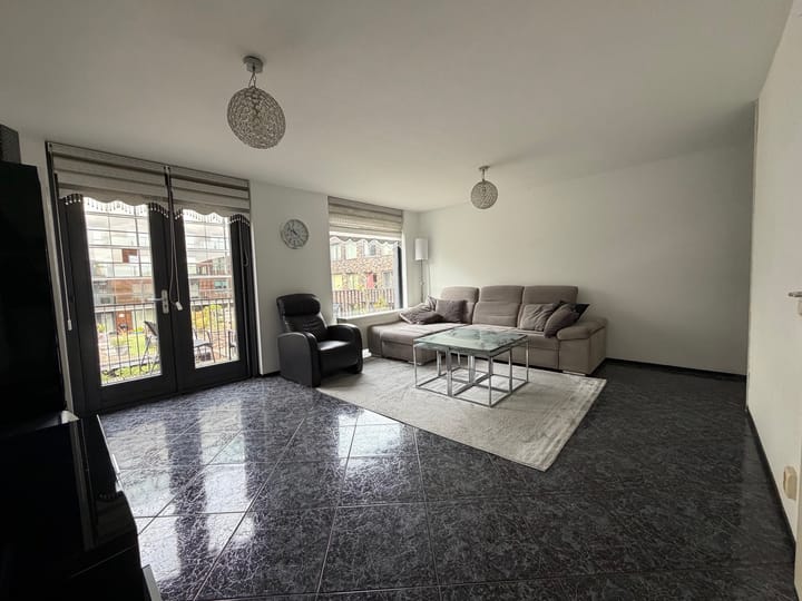 Photo 2 of J.H. van den Broekstraat 13