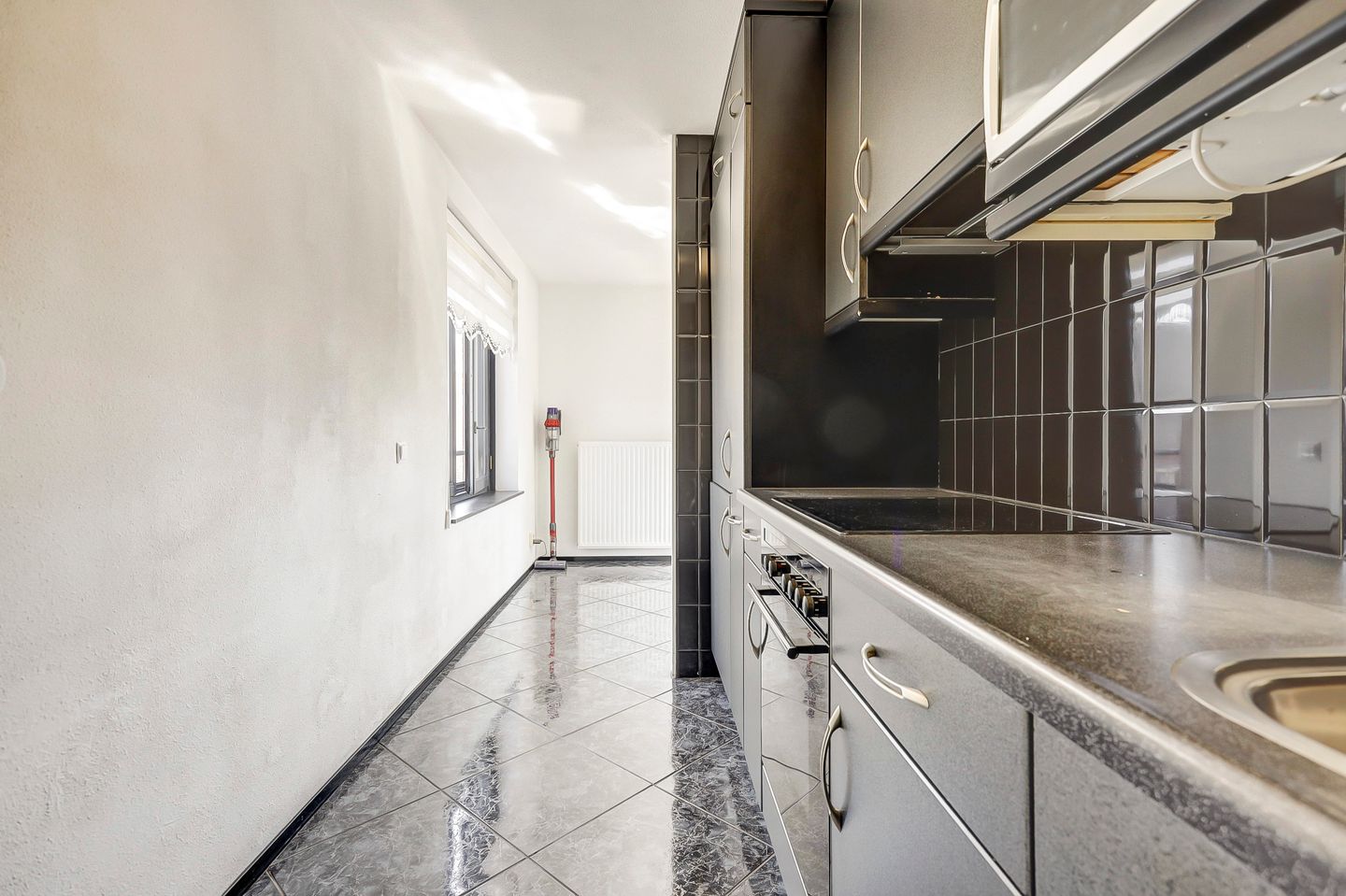 Foto 19 van J.H. van den Broekstraat 13