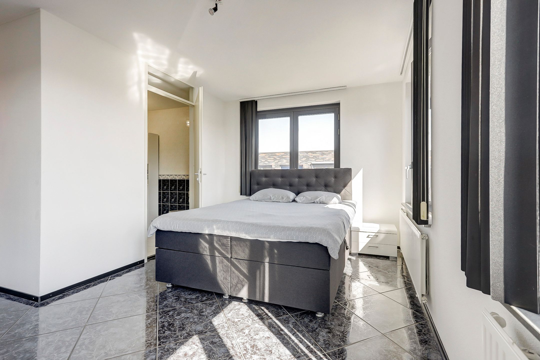 Foto 24 van J.H. van den Broekstraat 13