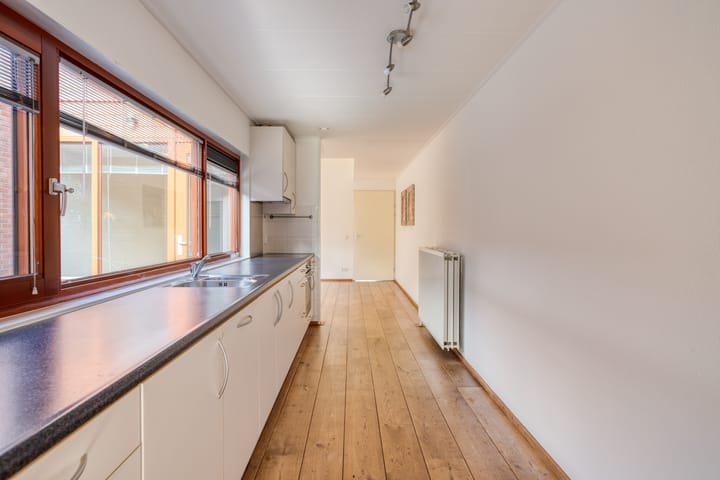 Photo 13 of Grasplantsoen 44