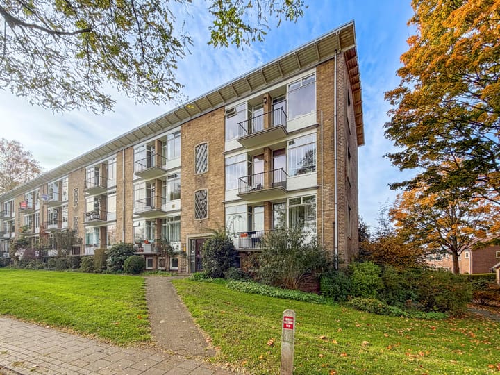 Photo 2 of Diedenweg 107-I