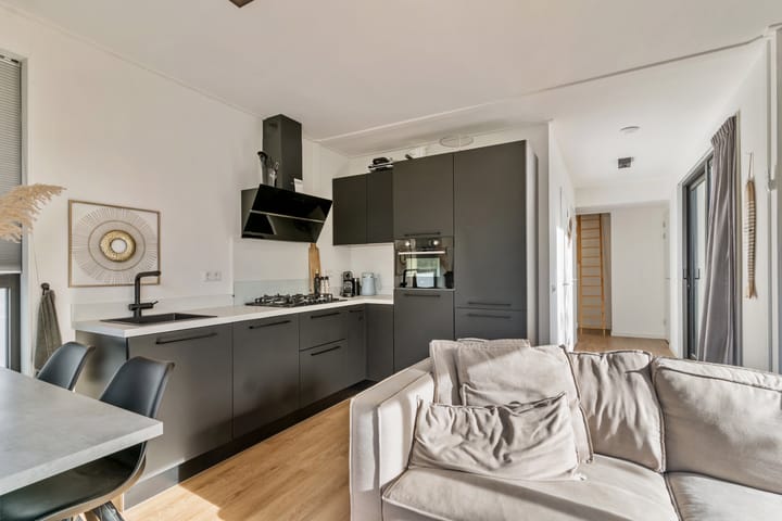 Foto 11 van Klepperstee - Kievit 2-40