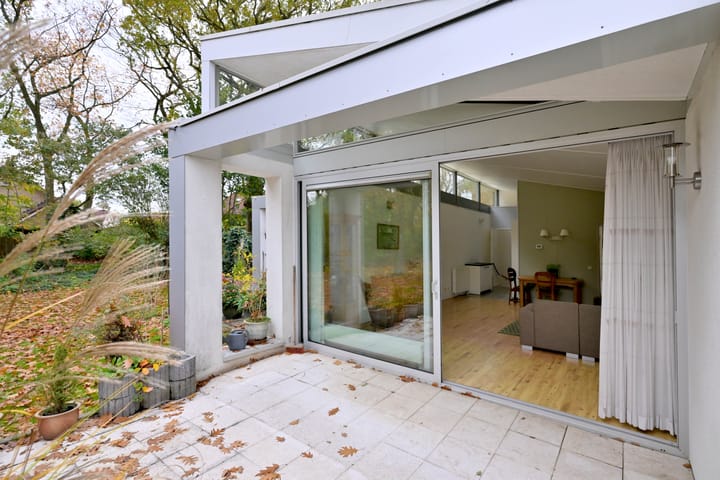 Photo 11 of Dudokstraat 3