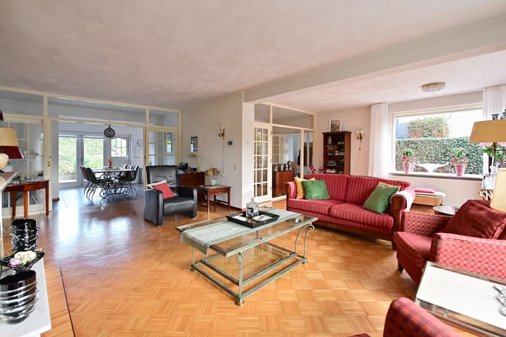 Foto 11 van Naarderstraat 114