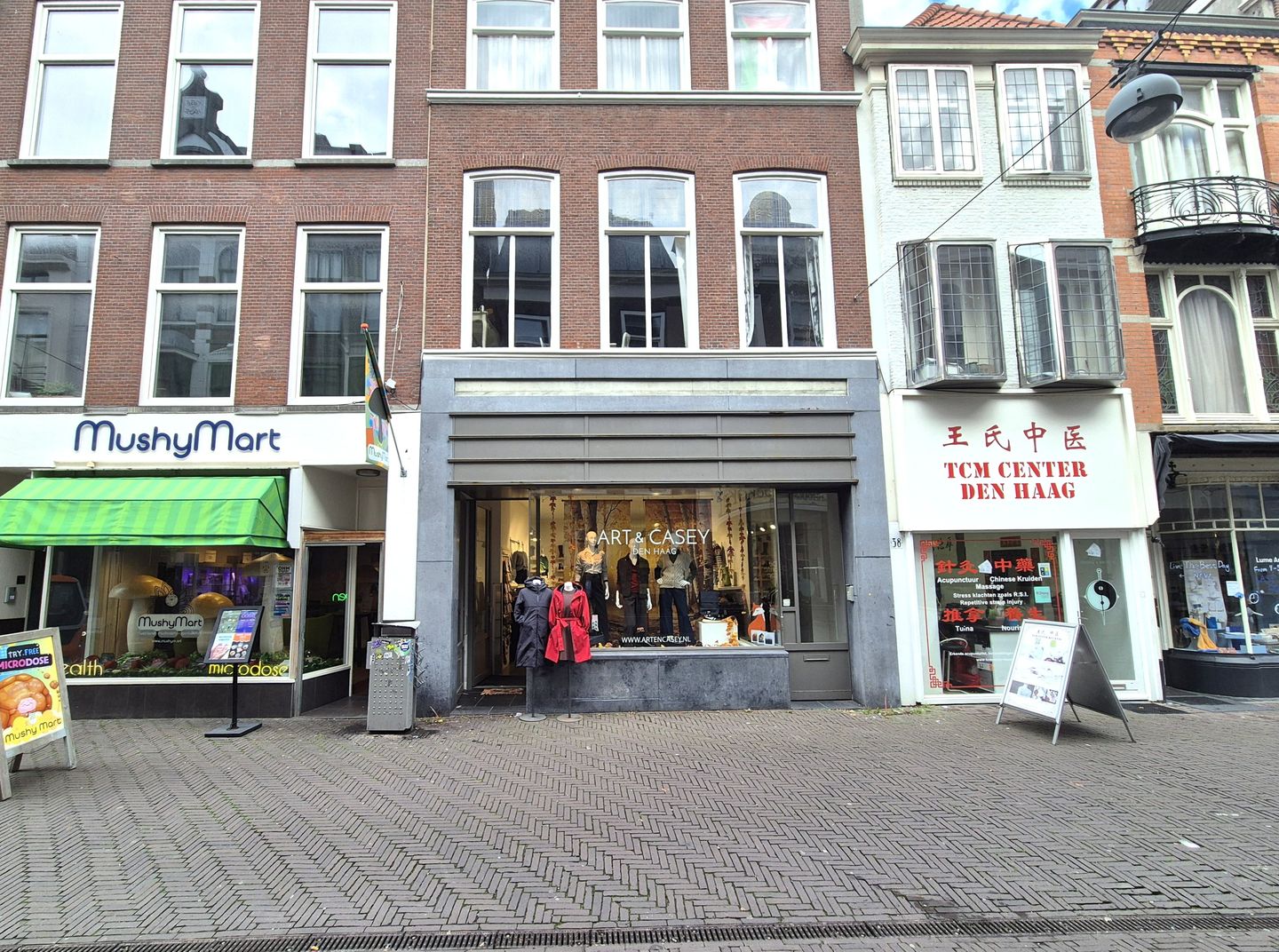 Bekijk foto 2 van Korte Poten 36