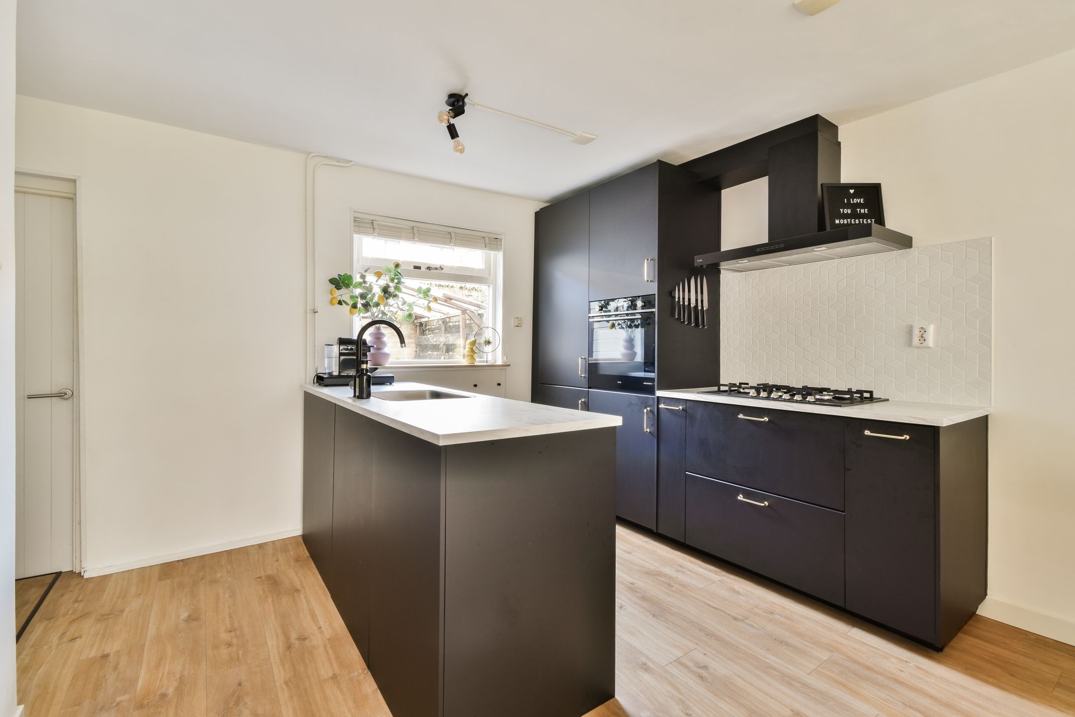 Photo 3 of Klokbaai 54