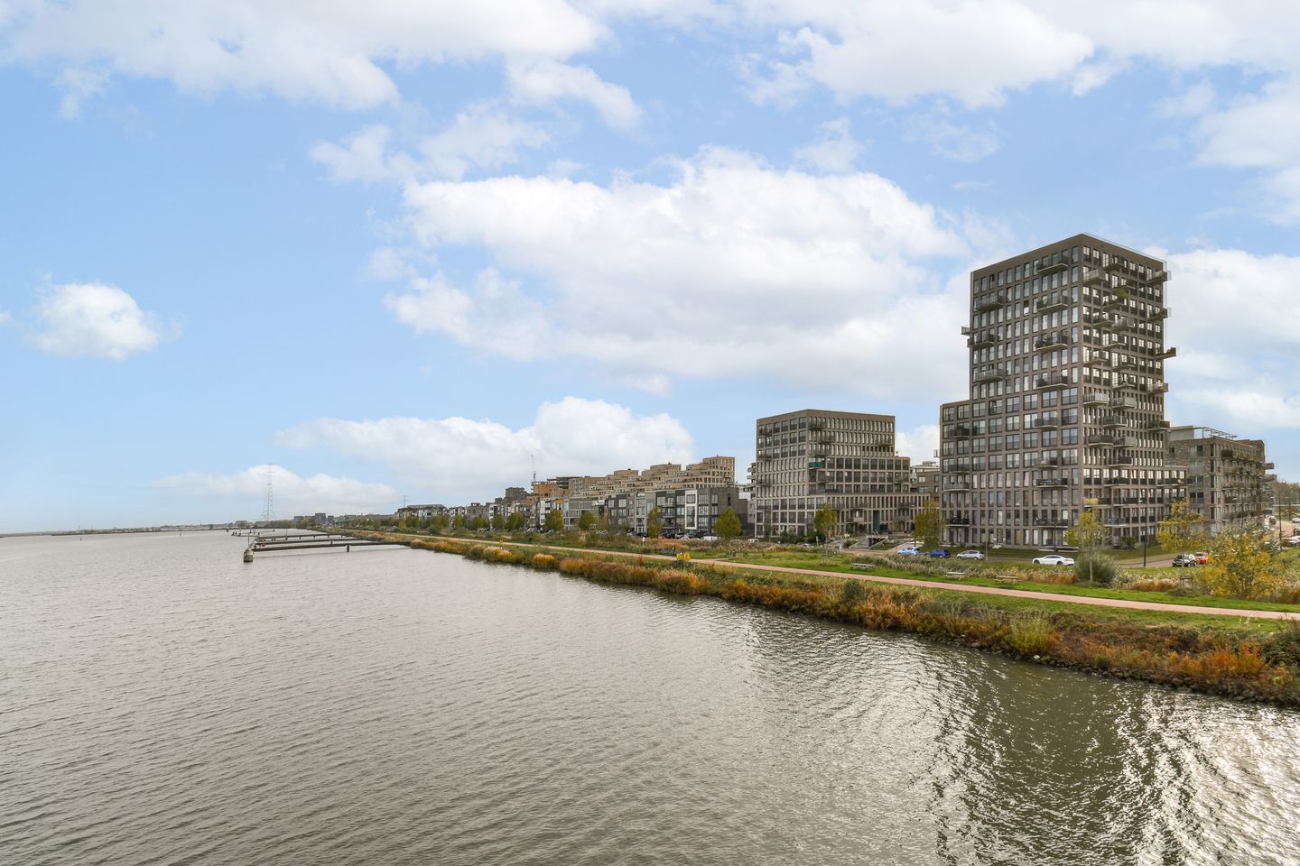 Foto 25 van Mary van der Sluisstraat 344