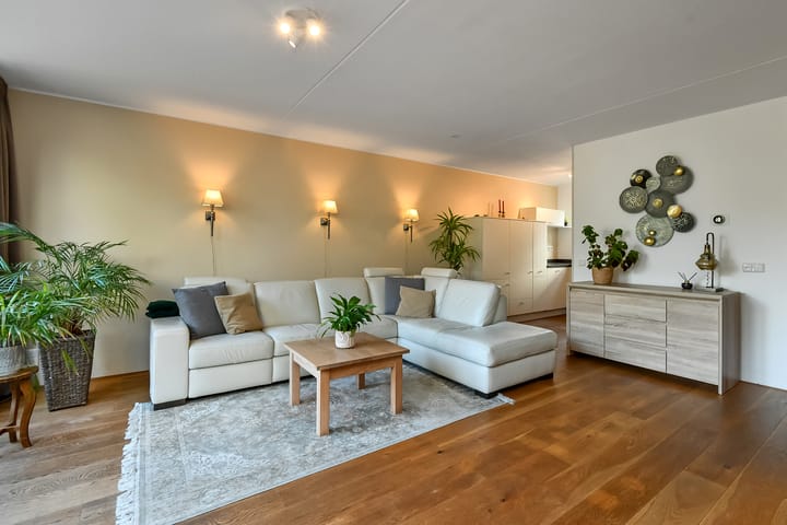 Foto 6 van Dr. Joop den Uylsingel 11