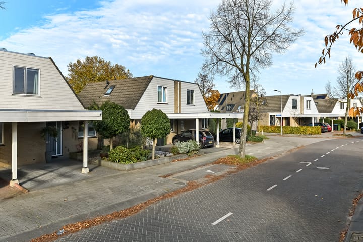 Foto 45 van Dr. Joop den Uylsingel 11