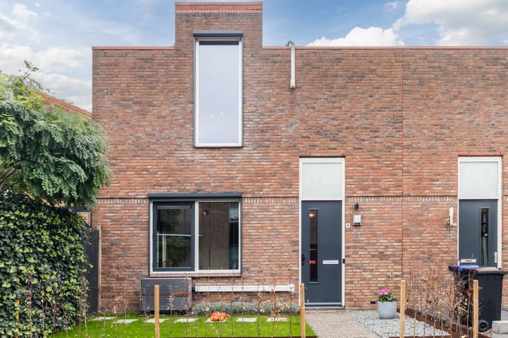 Photo 4 of Zevenblad 9