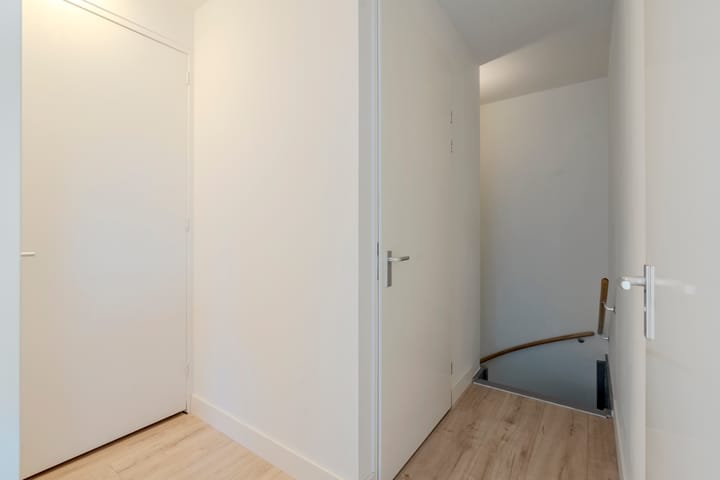 Photo 17 of Raadhuisstraat 5-B