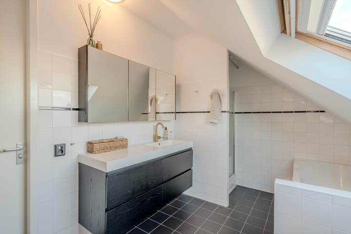 Photo 27 of Raadhuisstraat 5-B