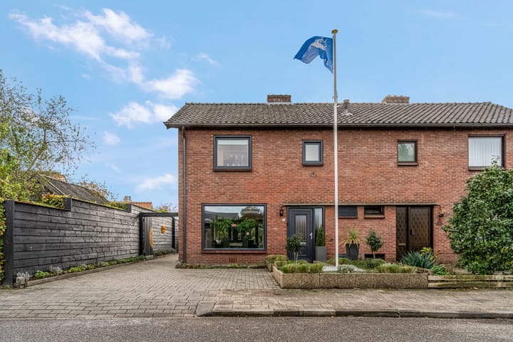 Foto 44 van Anjelierlaan 3