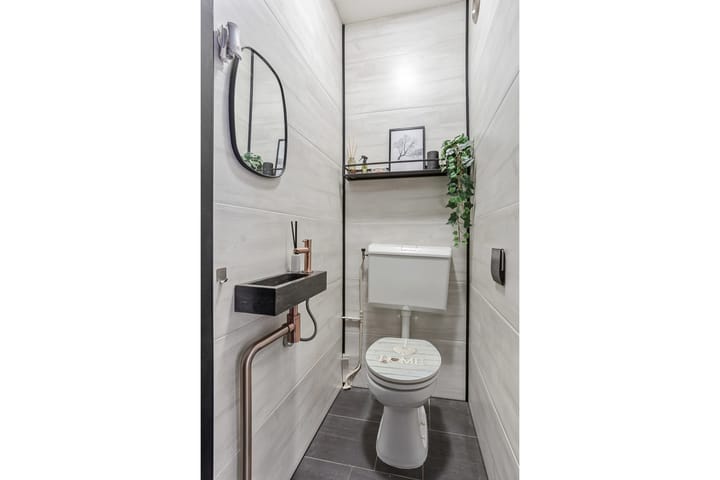 Photo 10 of Goudmos 86