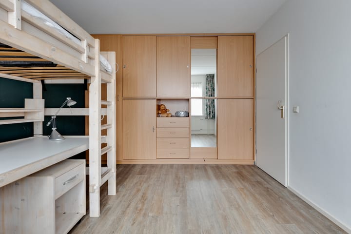 Photo 28 of Scholeksterstraat 33