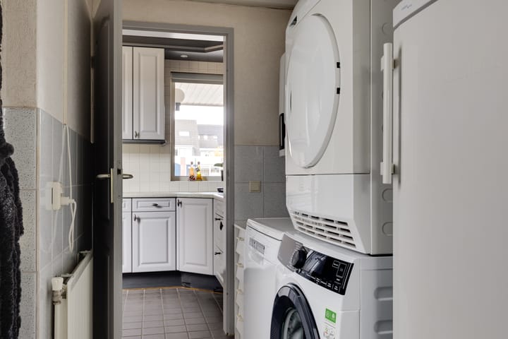 Photo 39 of Scholeksterstraat 33