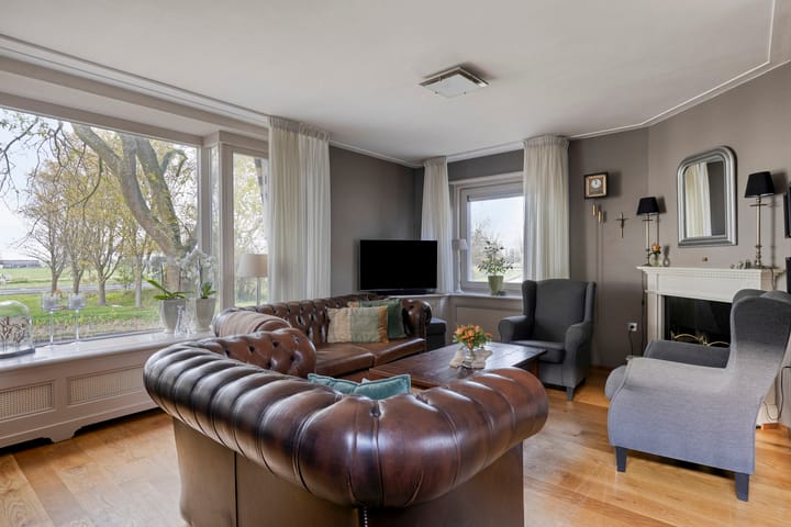 Photo 14 of Vesting 8