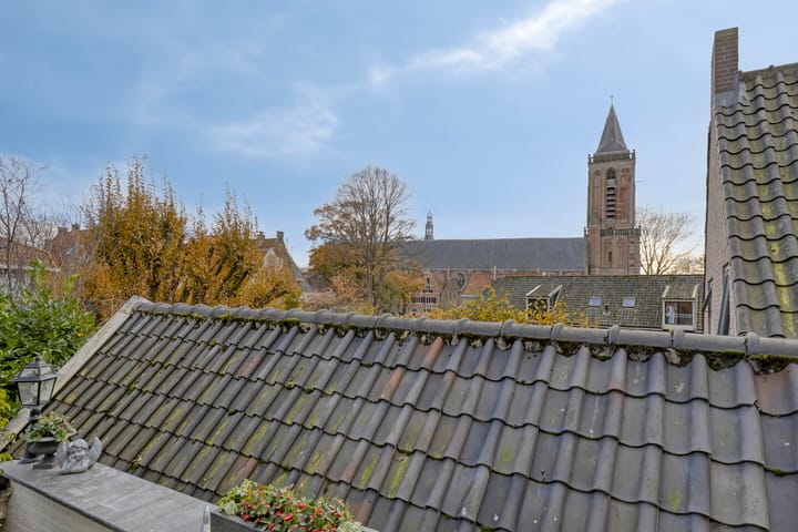 Photo 28 of Vesting 8